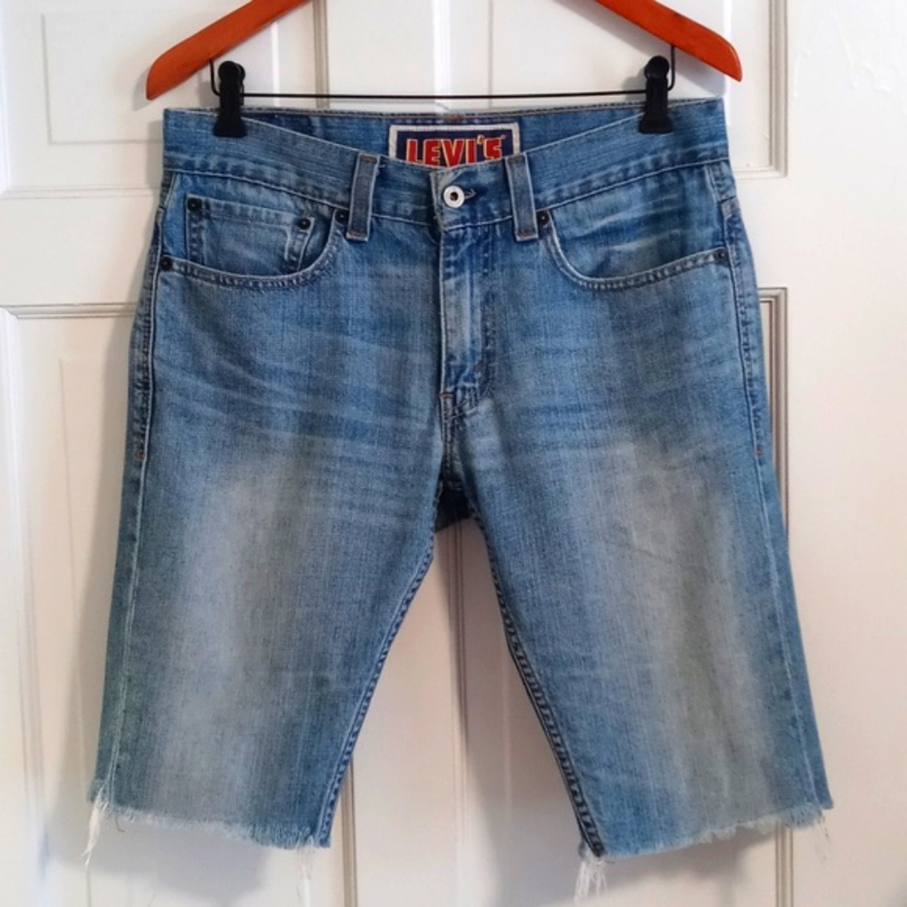 🛹Levi's🛹 - Skinny 511 Cut-Off Short